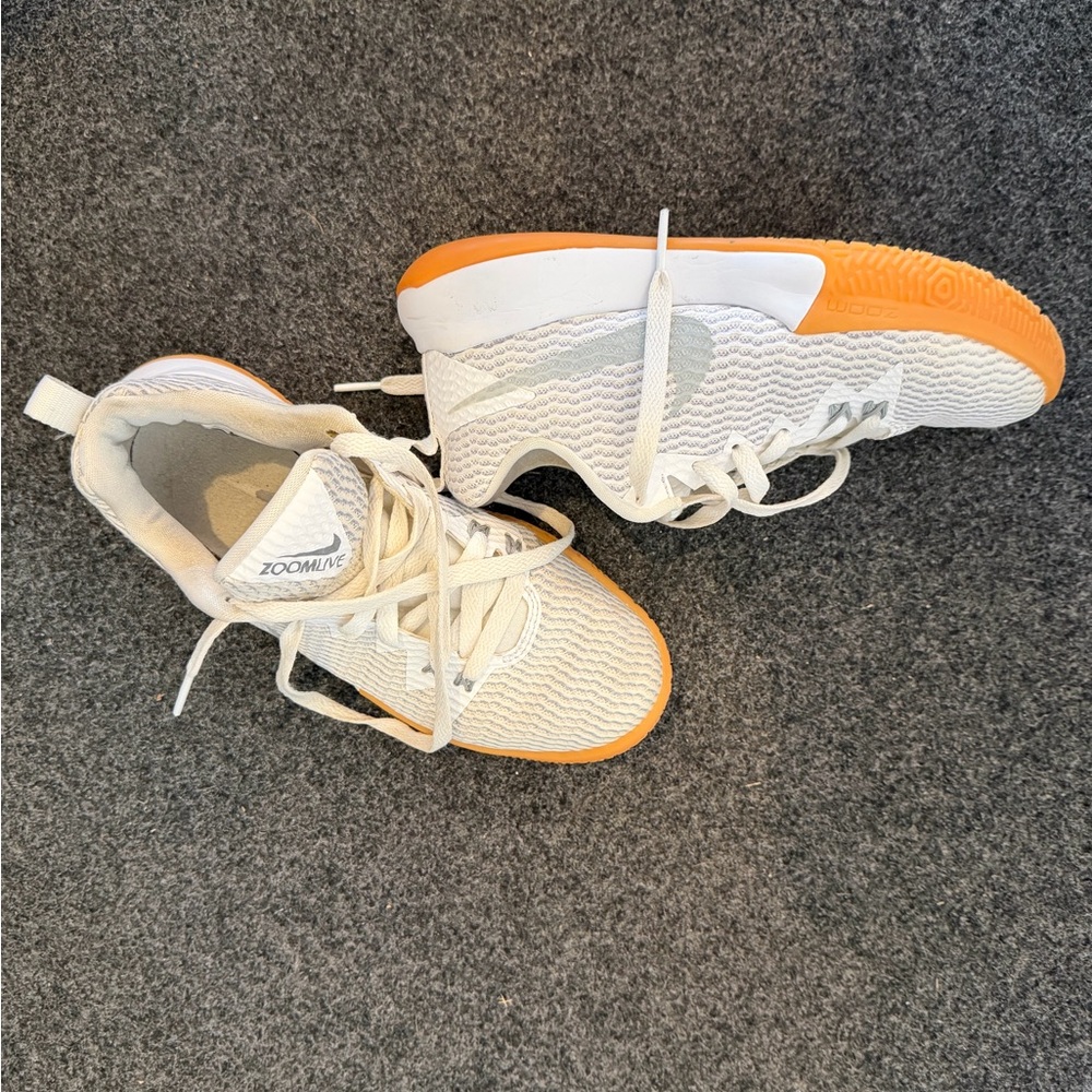 Nike Zoomlive Sneakers